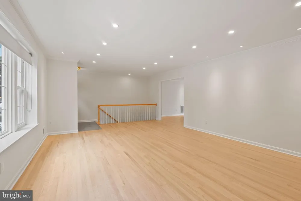 5023 SANGAMORE ROAD Bethesda, MD 20816