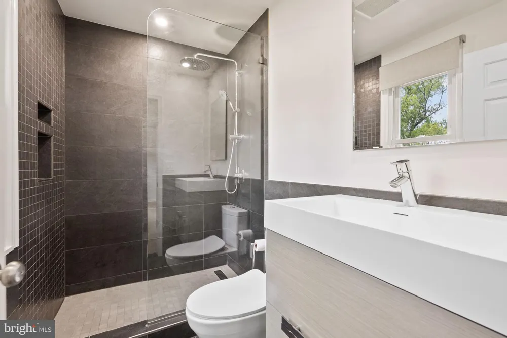 5023 SANGAMORE ROAD Bethesda, MD 20816