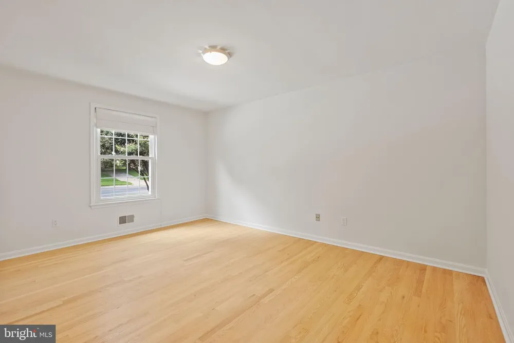 5023 SANGAMORE ROAD Bethesda, MD 20816