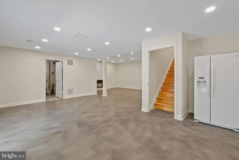 5023 SANGAMORE ROAD Bethesda, MD 20816