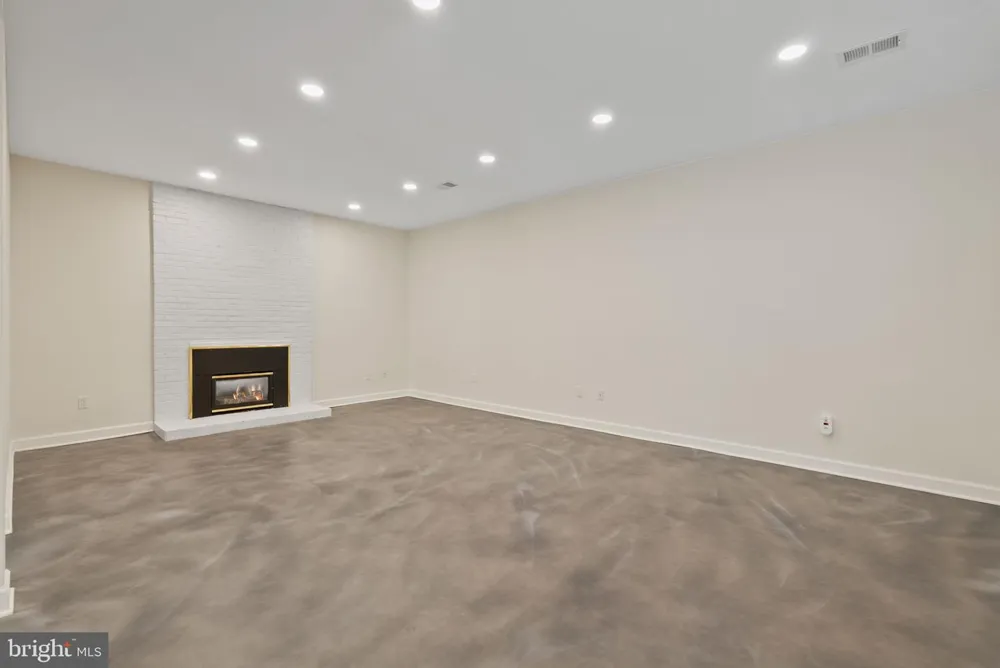 5023 SANGAMORE ROAD Bethesda, MD 20816