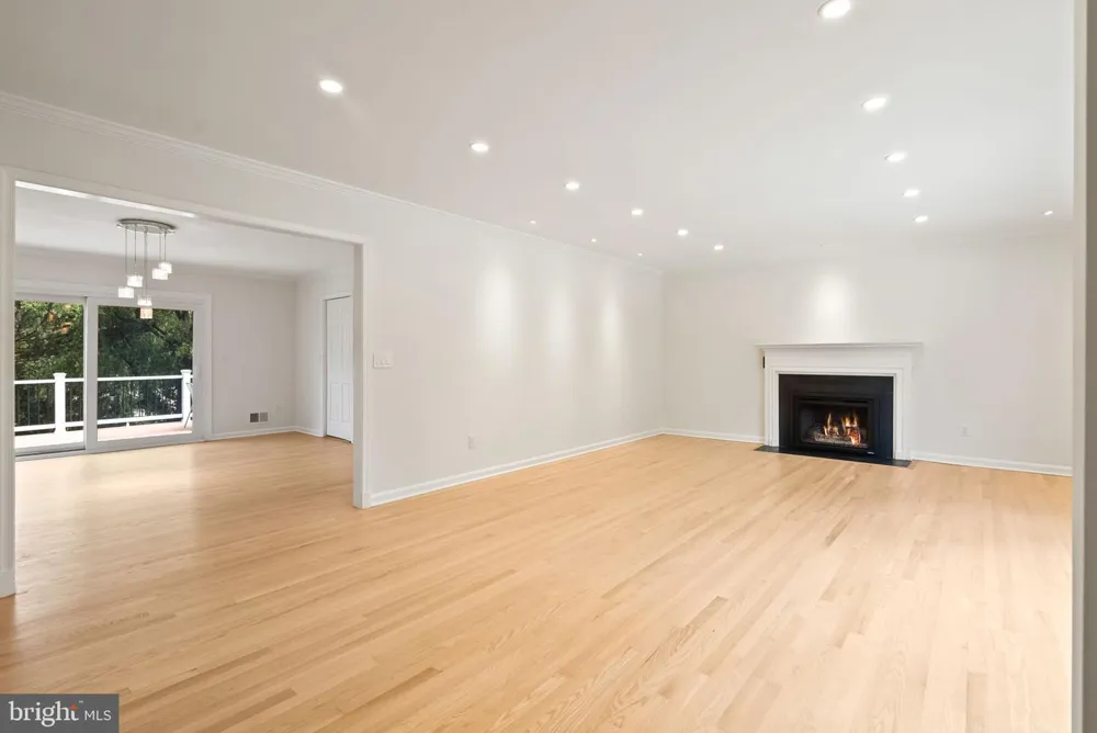 5023 SANGAMORE ROAD Bethesda, MD 20816