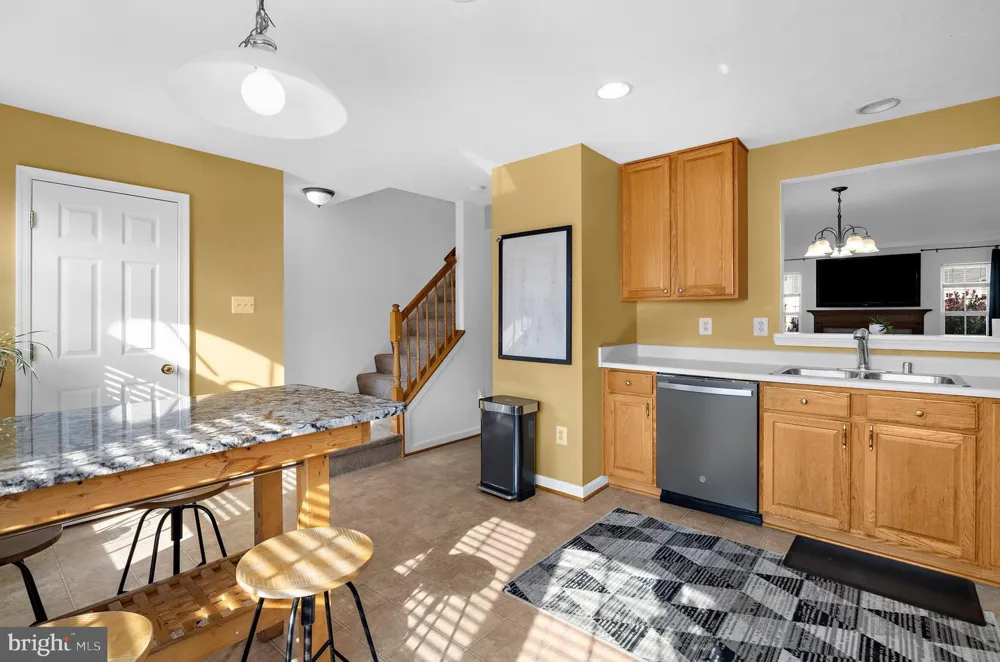 122 OLIVER HEIGHTS Owings Mills, MD 21117