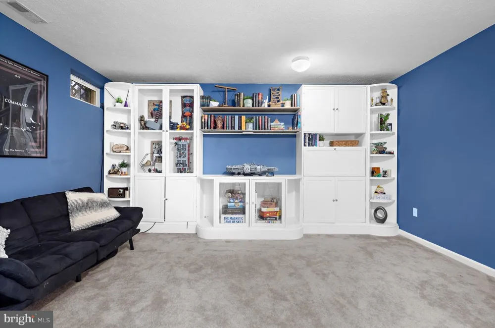 122 OLIVER HEIGHTS Owings Mills, MD 21117