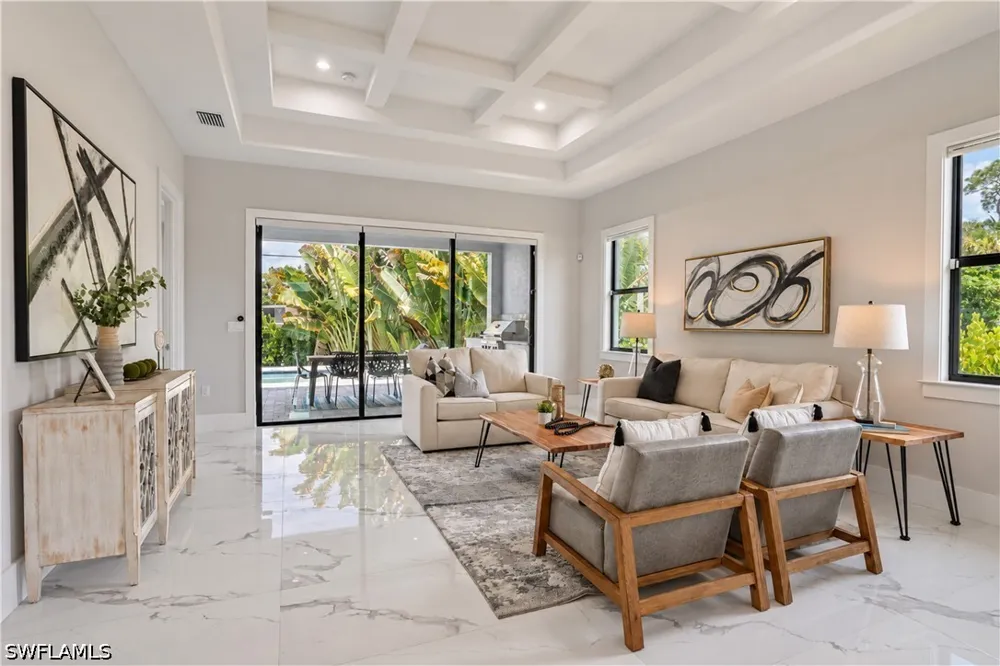 108th Avenue Naples, FL 34108