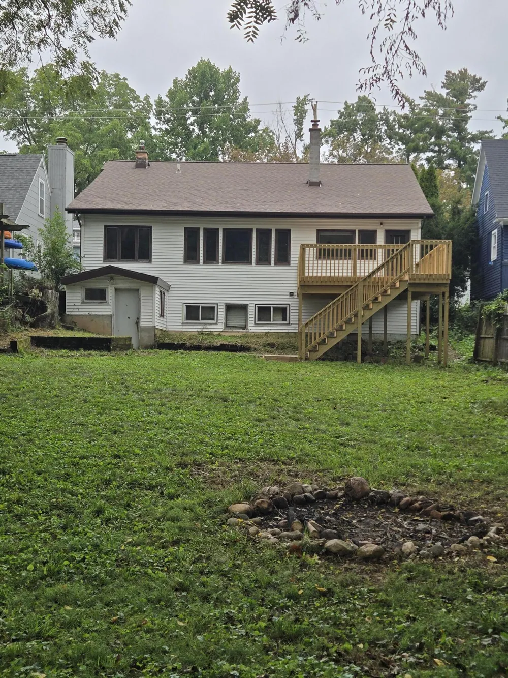 2323 Amherst Avenue Kalamazoo, MI 49008