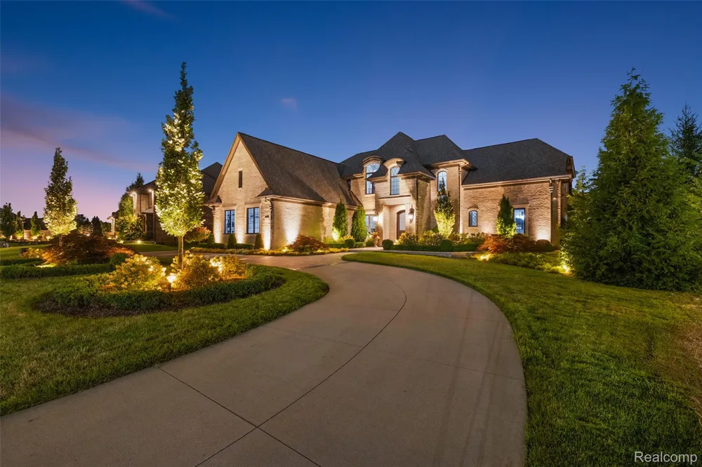 3845 Piccadilly Drive Rochester Hills City, MI 48309