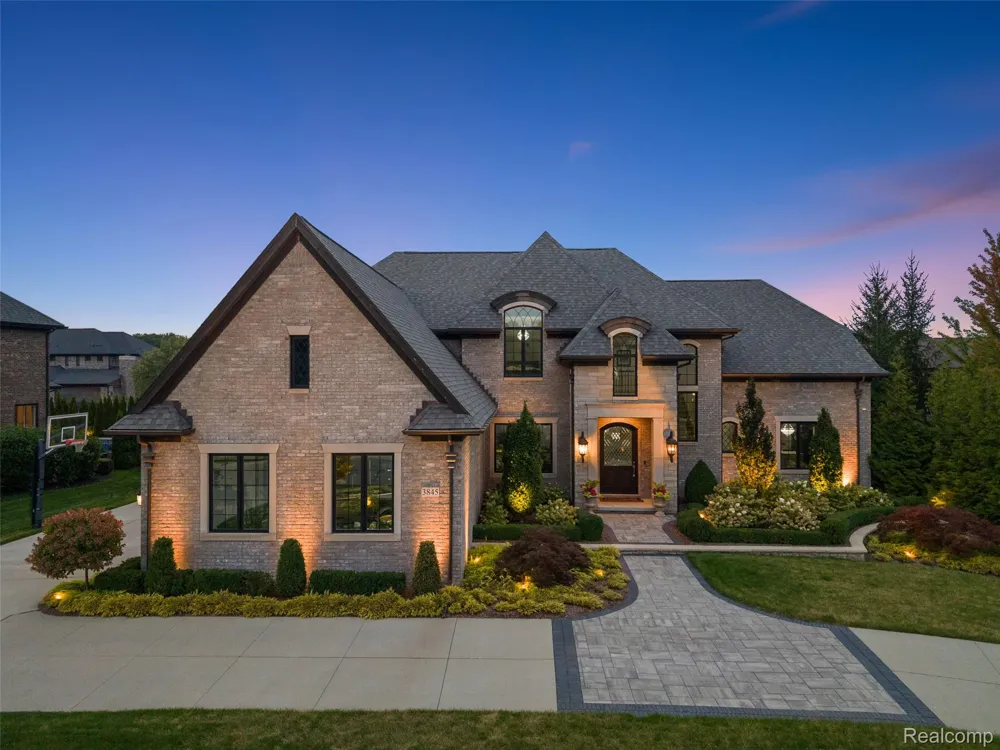 3845 Piccadilly Drive Rochester Hills City, MI 48309