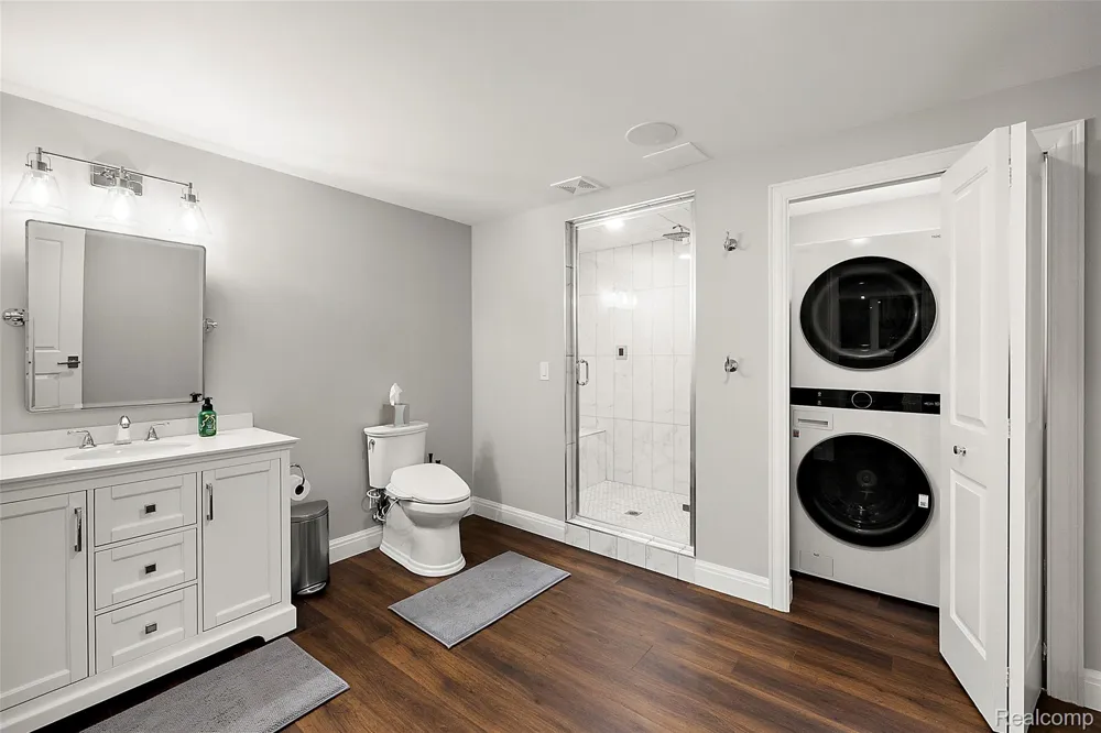 3845 Piccadilly Drive Rochester Hills City, MI 48309