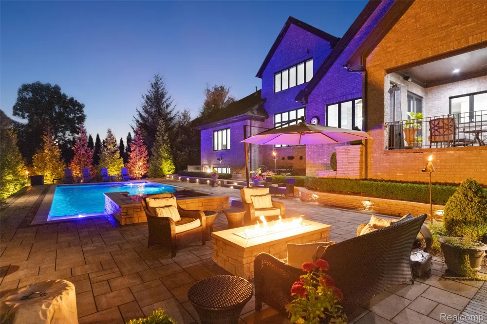 3845 Piccadilly Drive Rochester Hills City, MI 48309