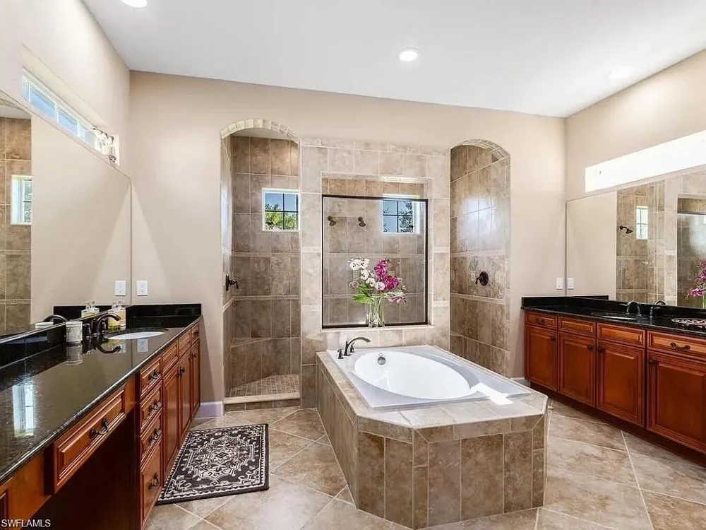 9392 Copper Rock Court Naples, FL 34120