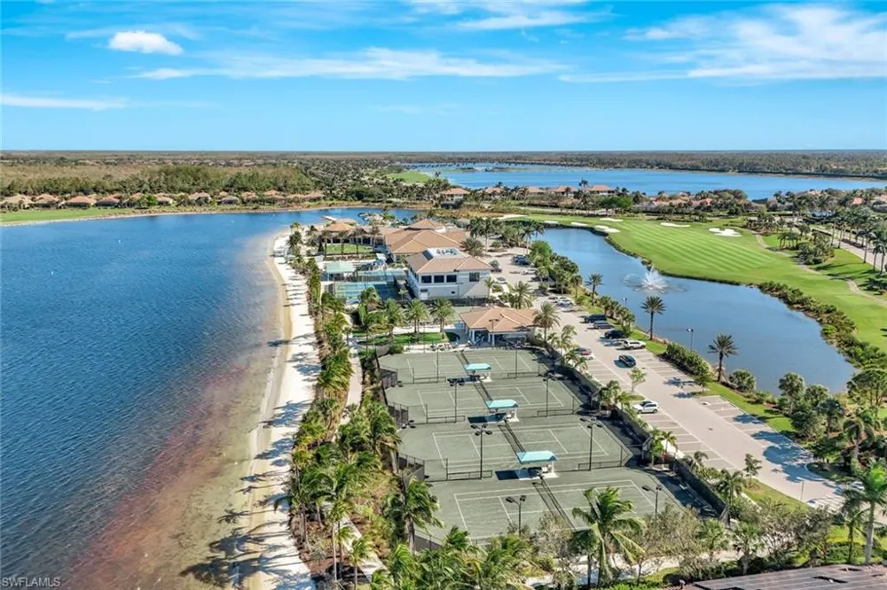 9392 Copper Rock Court Naples, FL 34120
