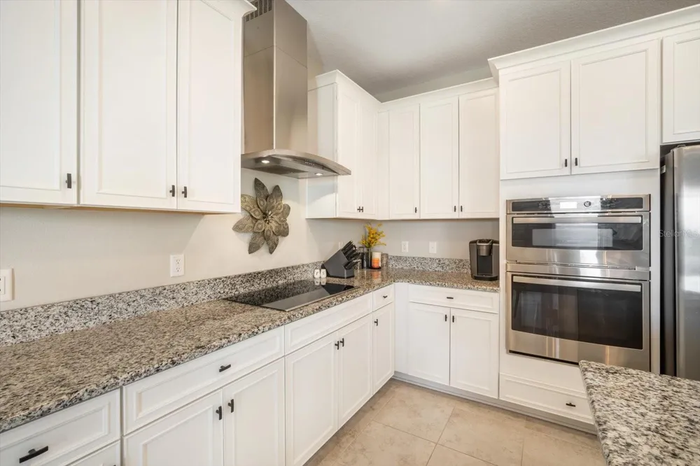 2882 AUTUMN ROCK DRIVE Zephyrhills, FL 33540