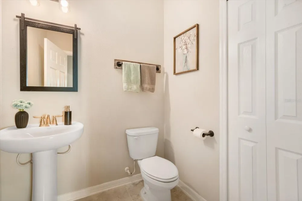 2882 AUTUMN ROCK DRIVE Zephyrhills, FL 33540