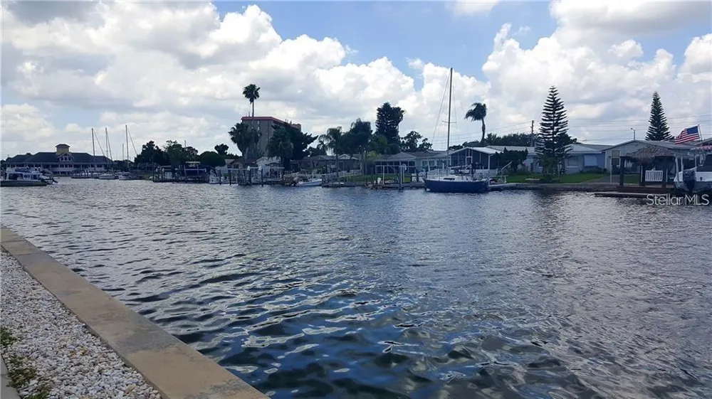 4854 MARINE PARKWAY #103 New Port Richey, FL 34652