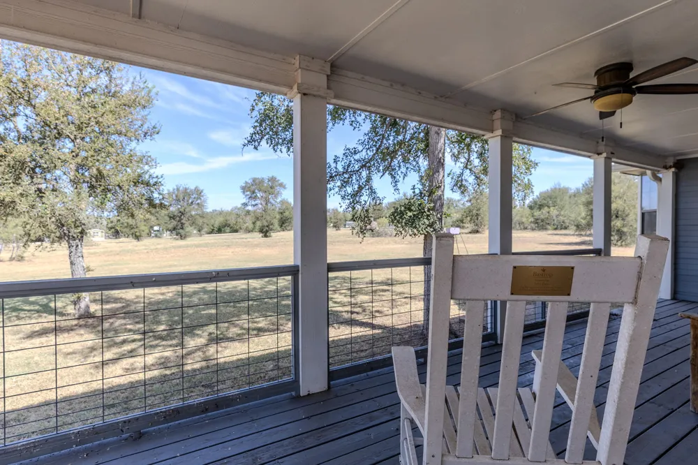 201 Cherylton Drive Red Rock, TX 78662
