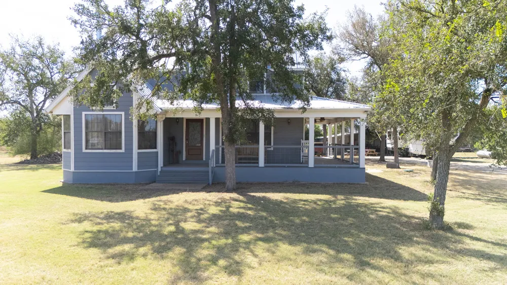 201 Cherylton Drive Red Rock, TX 78662