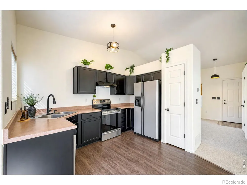 1104 Fall River Circle Longmont, CO 80504