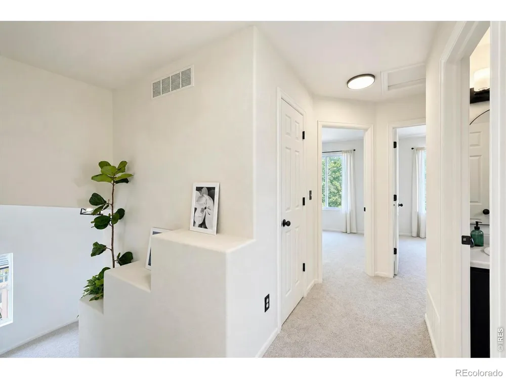 1104 Fall River Circle Longmont, CO 80504