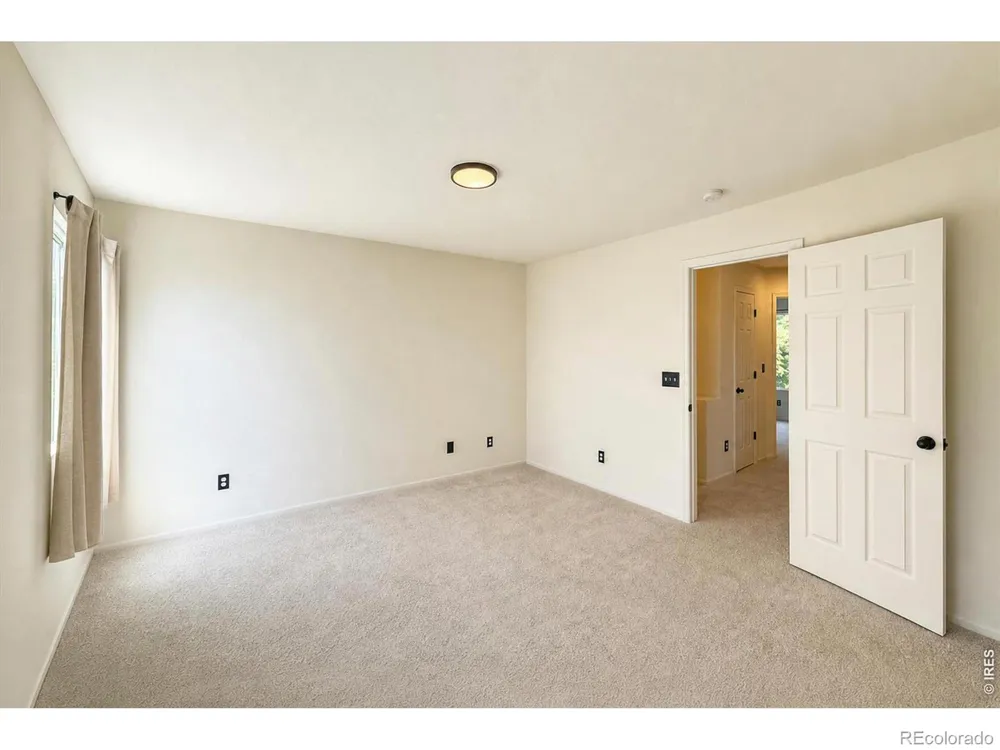 1104 Fall River Circle Longmont, CO 80504