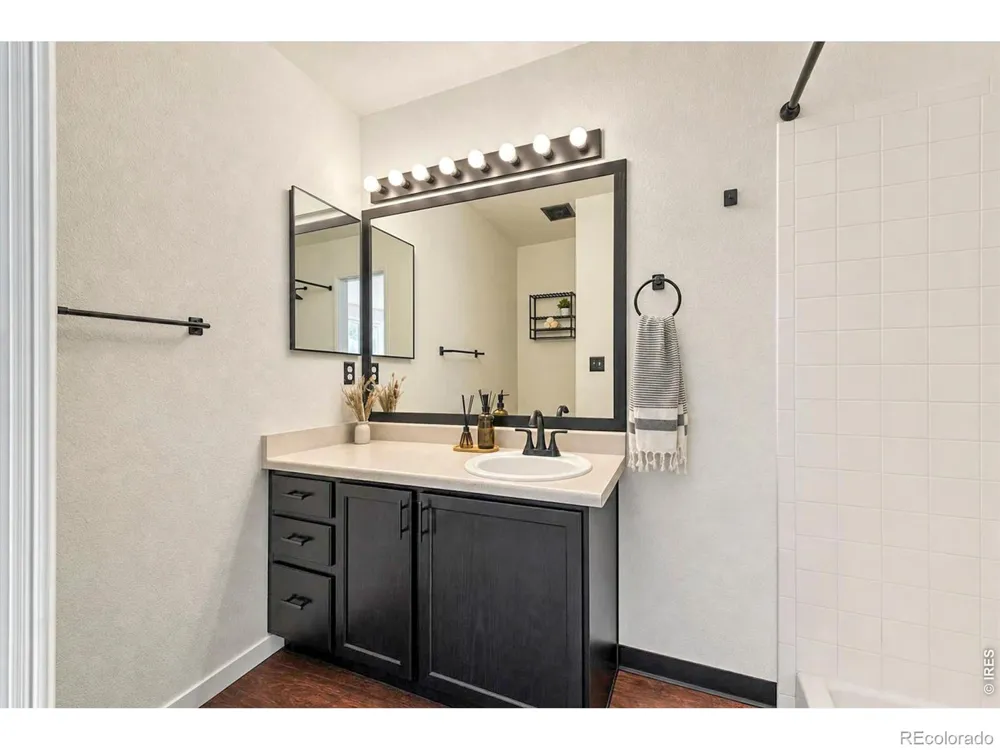 1104 Fall River Circle Longmont, CO 80504