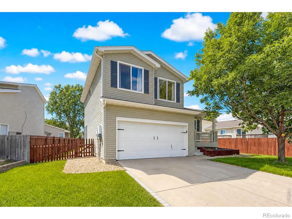 1104 Fall River Circle Longmont, CO 80504