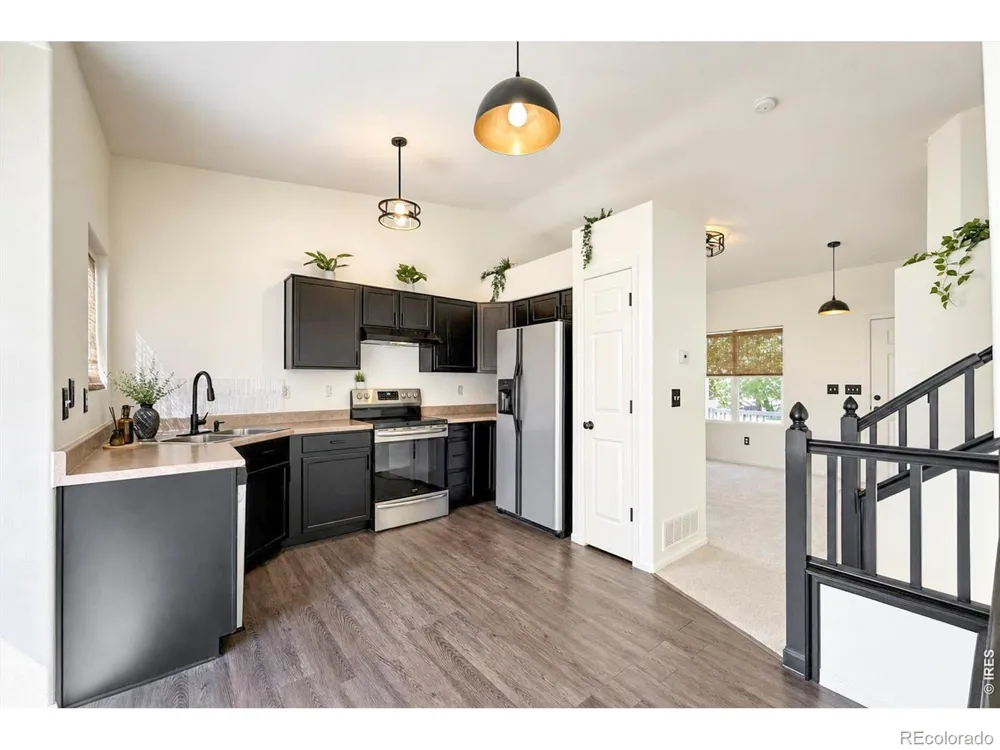 1104 Fall River Circle Longmont, CO 80504
