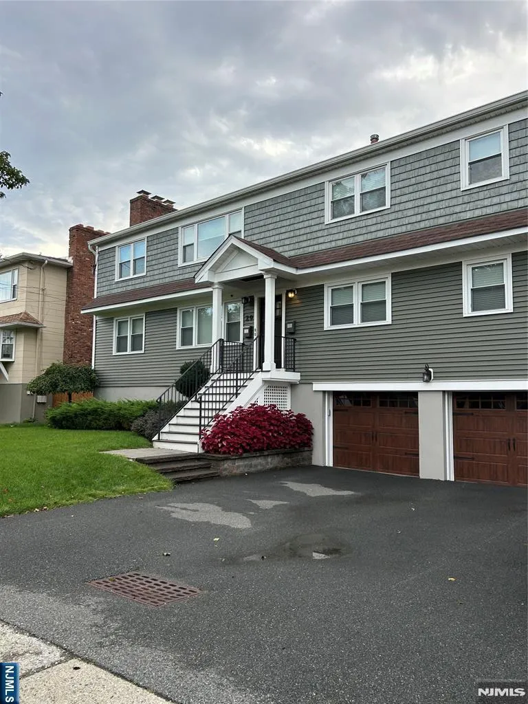 29 Central Avenue Montclair, NJ 07042