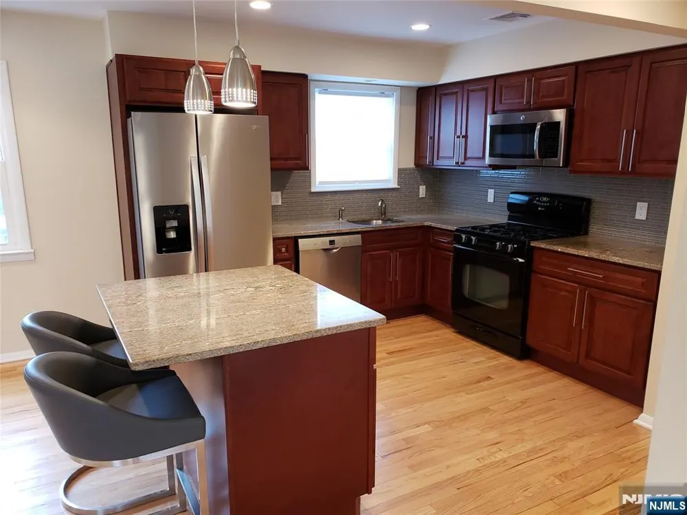 29 Central Avenue Montclair, NJ 07042