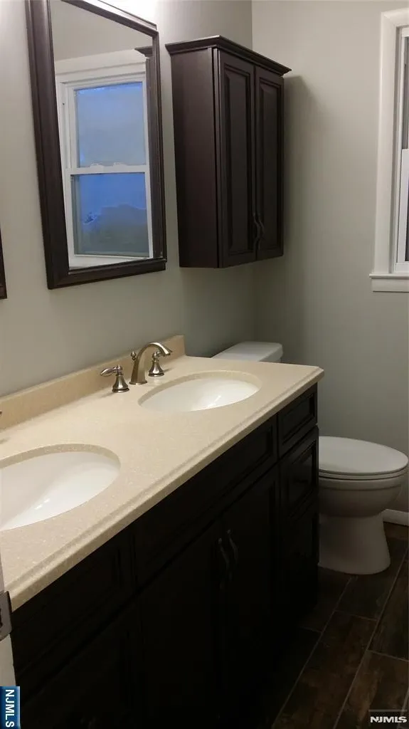 29 Central Avenue Montclair, NJ 07042