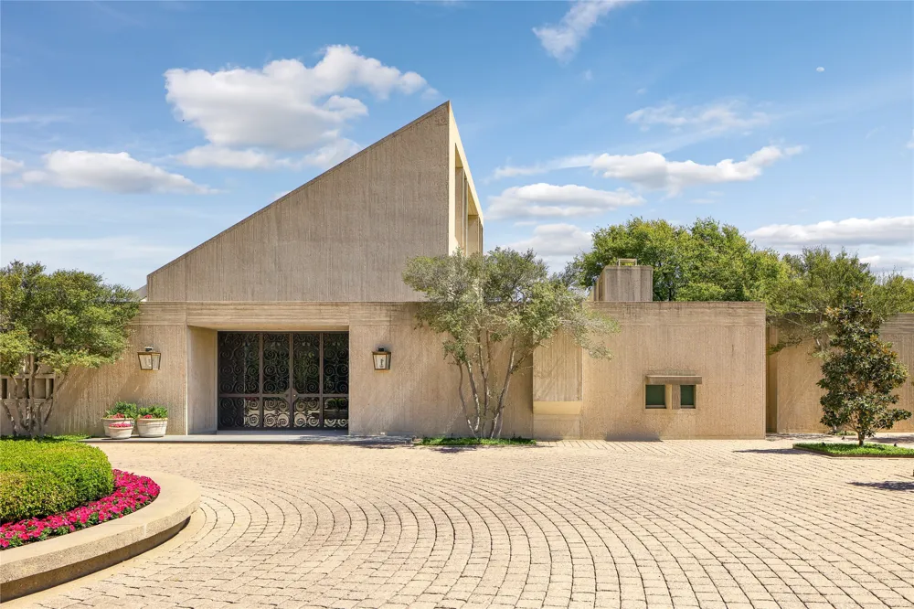 1400 Shady Oaks Lane Westover Hills, TX 76107