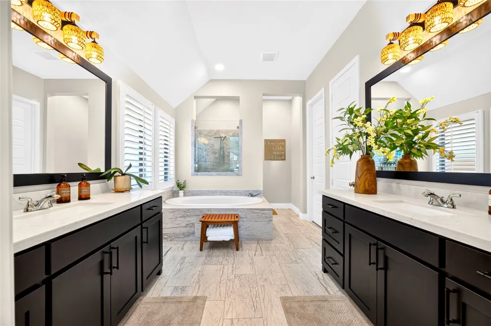 4117 Hawthorn Drive Aubrey, TX 76227