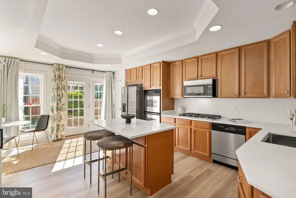 15001 GAFFNEY CIRCLE Gainesville, VA 20155