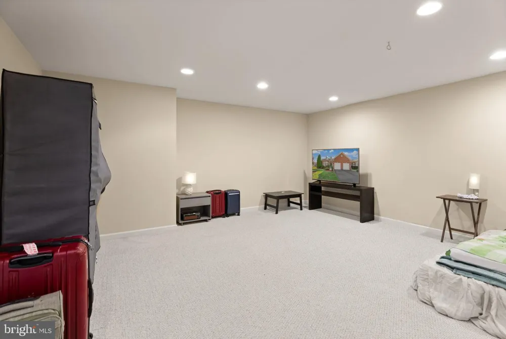 15001 GAFFNEY CIRCLE Gainesville, VA 20155