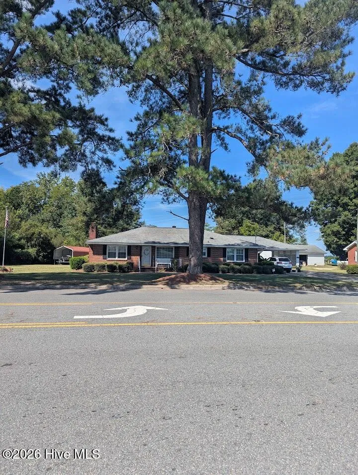 411 Main Street Newton Grove, NC 28366