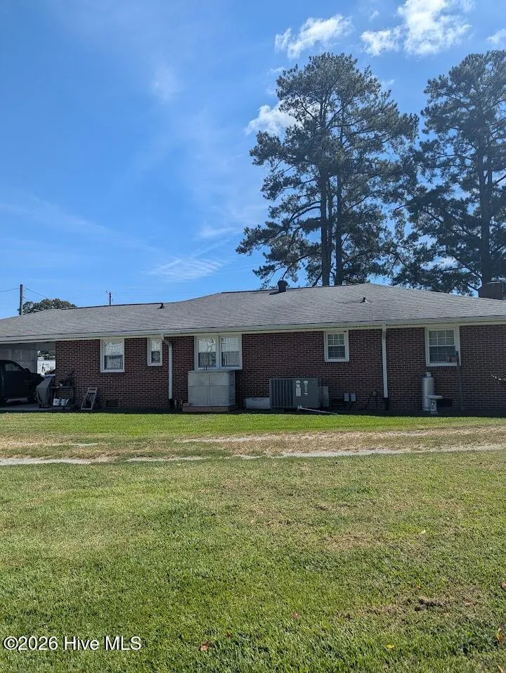 411 Main Street Newton Grove, NC 28366