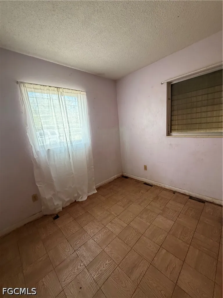 Navajo Avenue Lehigh Acres, FL 33936