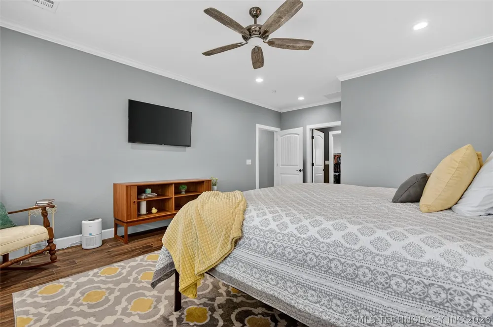 21600 4015 ROAD Bartlesville, OK 74006