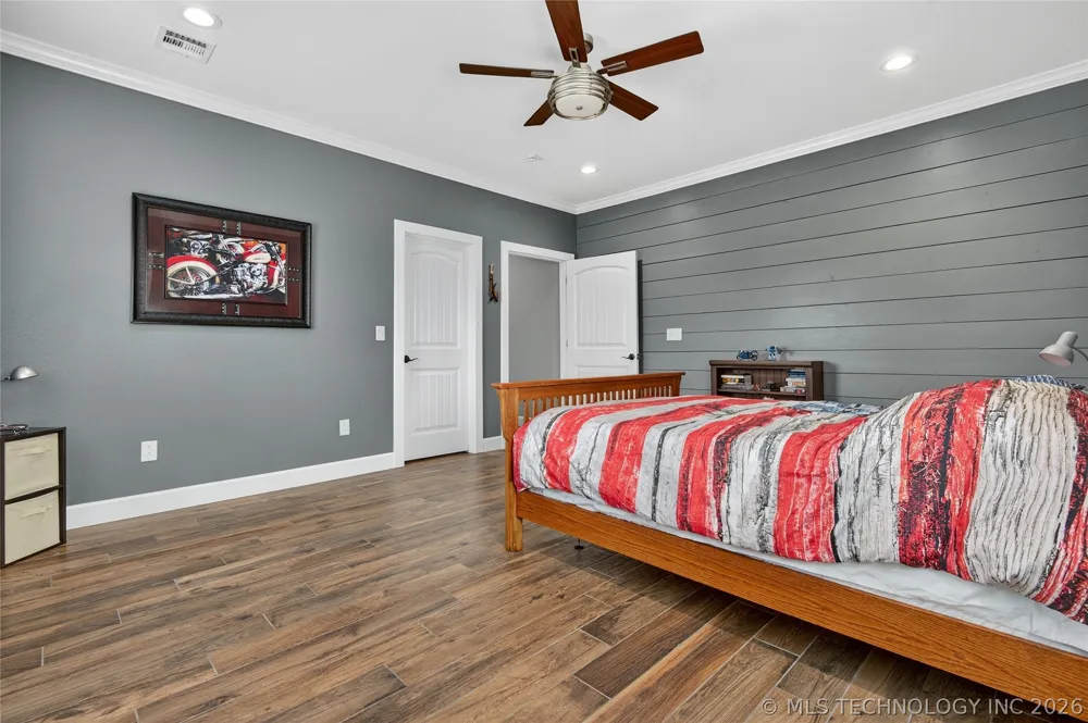 21600 4015 ROAD Bartlesville, OK 74006