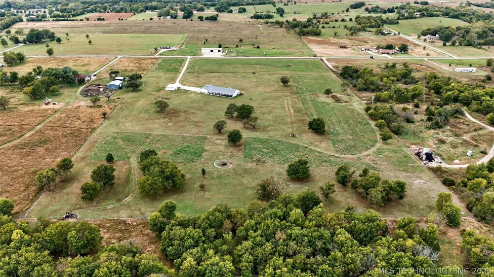 21600 4015 ROAD Bartlesville, OK 74006