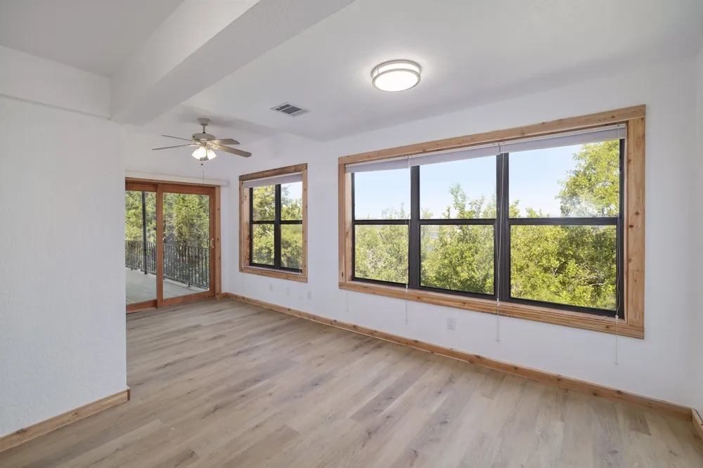 313 Kendall Drive Spicewood, TX 78669