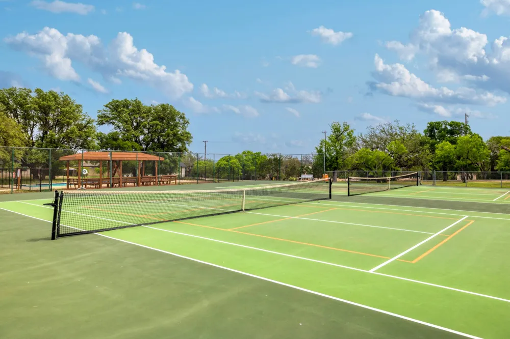 313 Kendall Drive Spicewood, TX 78669