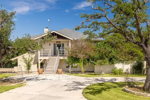 313 Kendall Drive