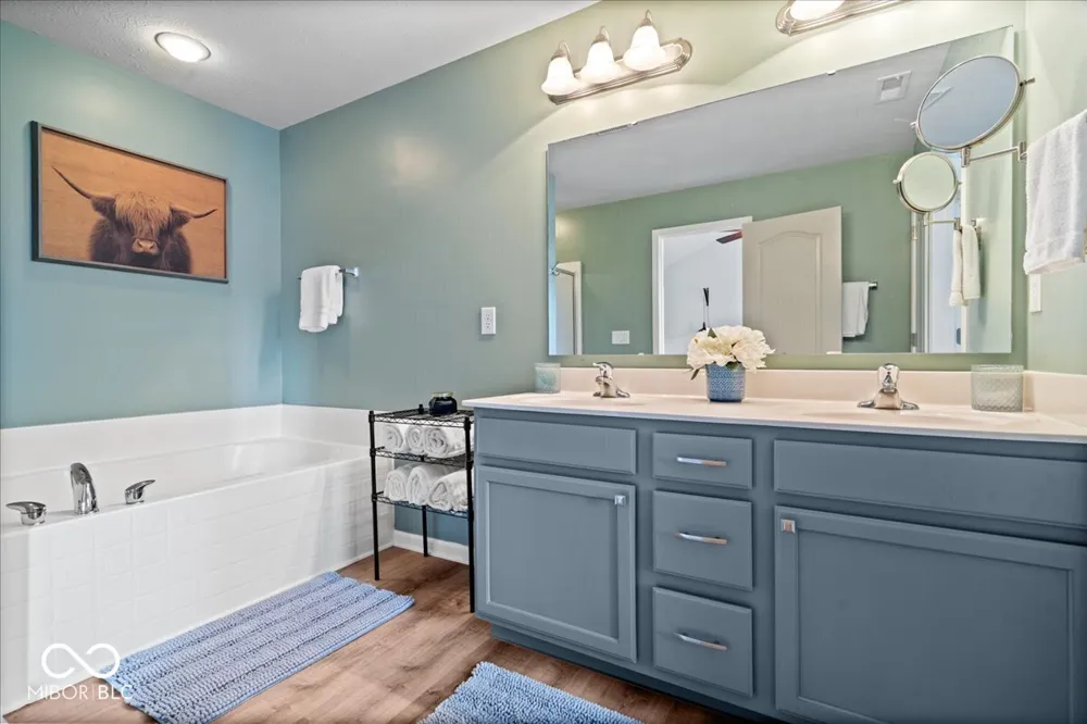 13514 Molique Boulevard Fishers, IN 46060