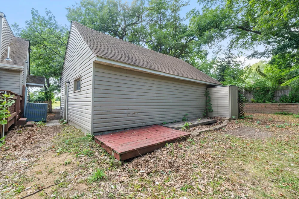 6824 E Fish Lake Road Maple Grove, MN 55369