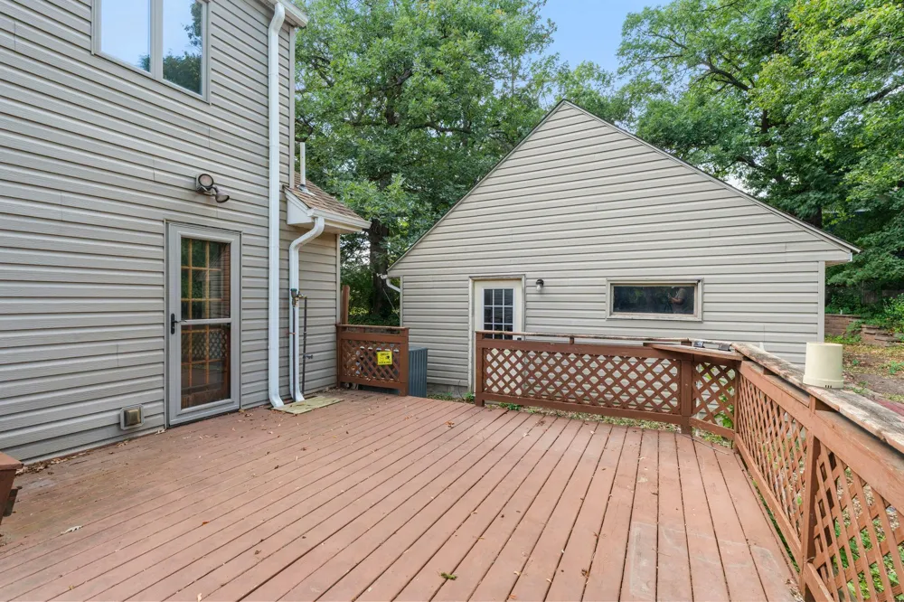6824 E Fish Lake Road Maple Grove, MN 55369