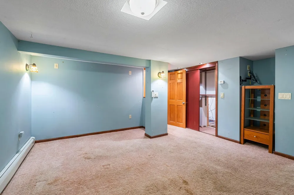 6824 E Fish Lake Road Maple Grove, MN 55369