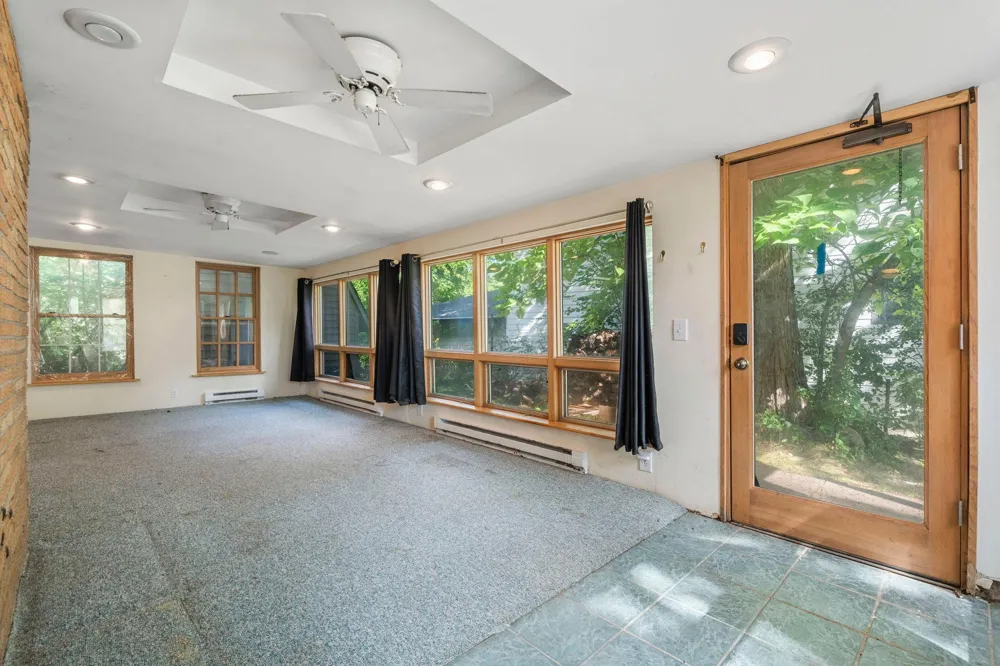 6824 E Fish Lake Road Maple Grove, MN 55369