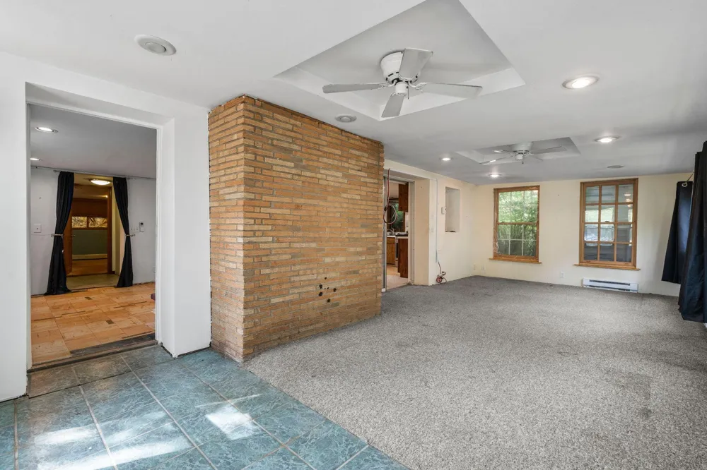 6824 E Fish Lake Road Maple Grove, MN 55369
