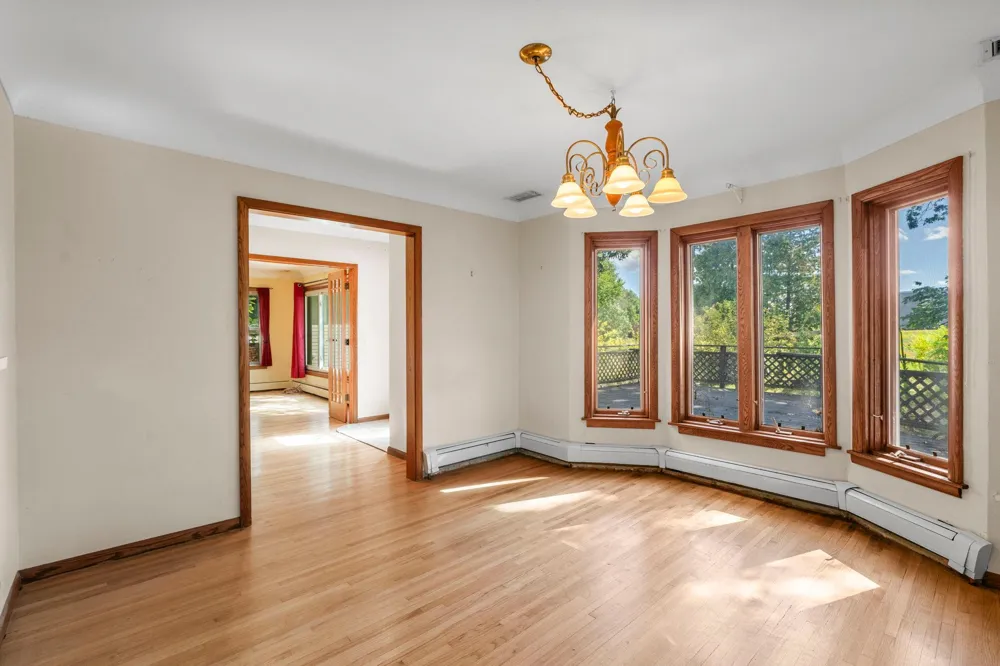 6824 E Fish Lake Road Maple Grove, MN 55369
